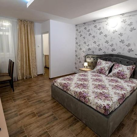 Luxury Radox Apartment Park 1 Bz Buzău Extérieur photo